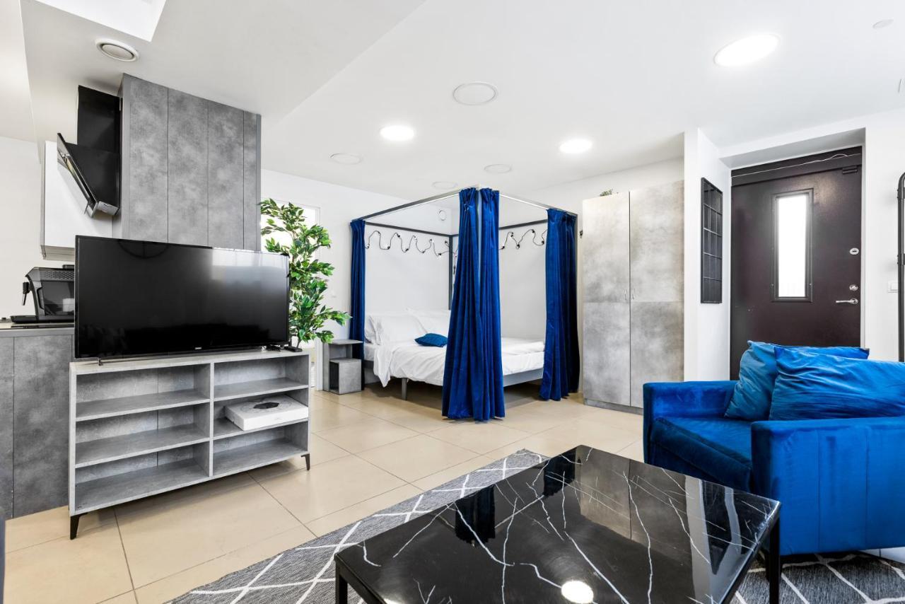 Sirena Apartment - Self Check-In And Free Parking Tallinn Bagian luar foto